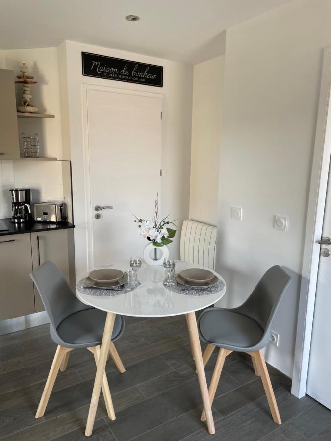 Appartement Au Charme Des Marees à Lion-sur-Mer Extérieur photo